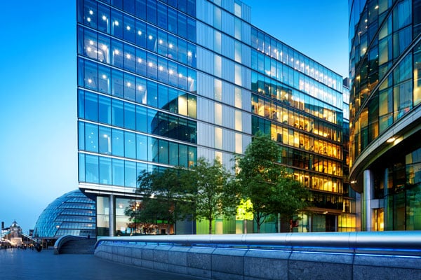 Offices_600_iStock-174897812