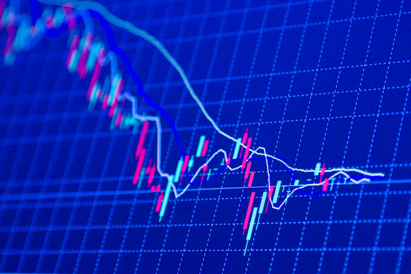 GraphDown_600_iStock-165999267 (opens in new window)
