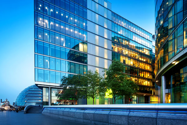 Offices_600_iStock-174897812